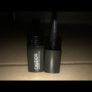 Hourglass Caution - Mascara